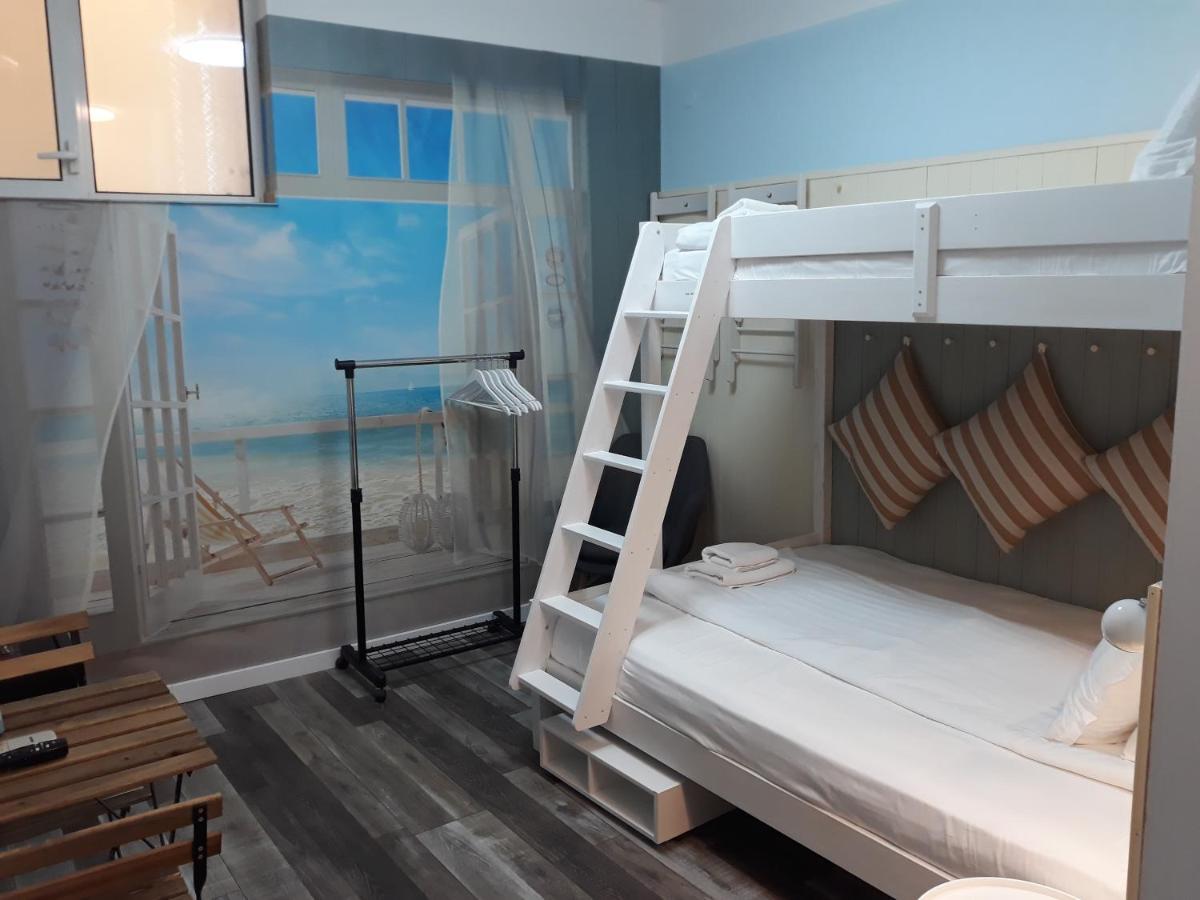 Three Dolphins Hotel With Rooftop Terracе ヴァルナ 部屋 写真